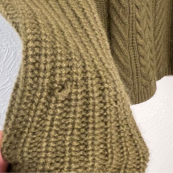 Banana Republic Todd & Duncan Scottish Cashmere Cable Knit Sweater Size XS Green - Picture 9 of 9